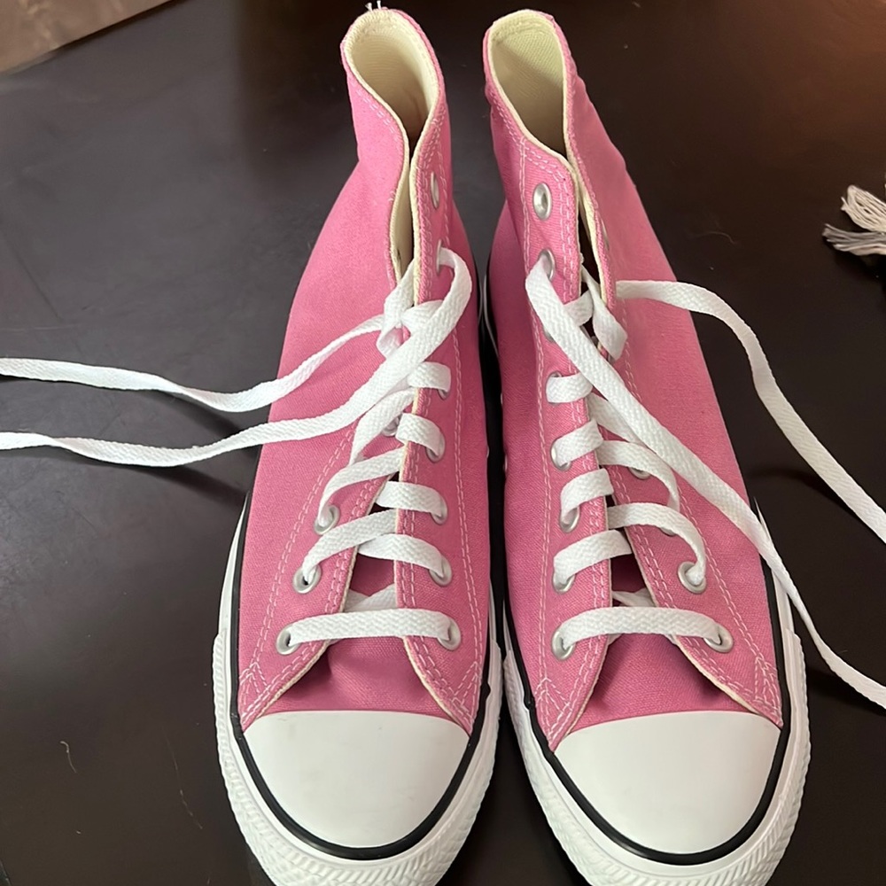 Converse Chuck Taylor High Top - pink!💓